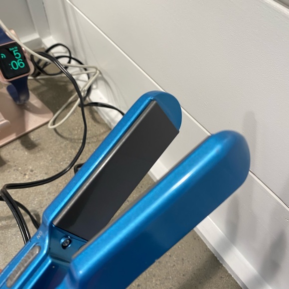 Nano titanium BaByliss pro mini straightener - Picture 6 of 6